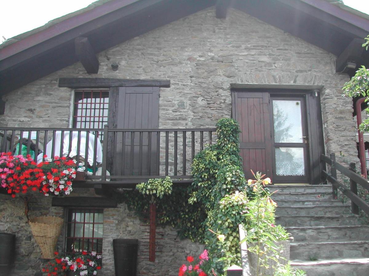 Casa Mimosa Villa Гресан Екстериор снимка